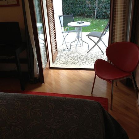Villa Gioia Rooms Montegranaro Esterno foto