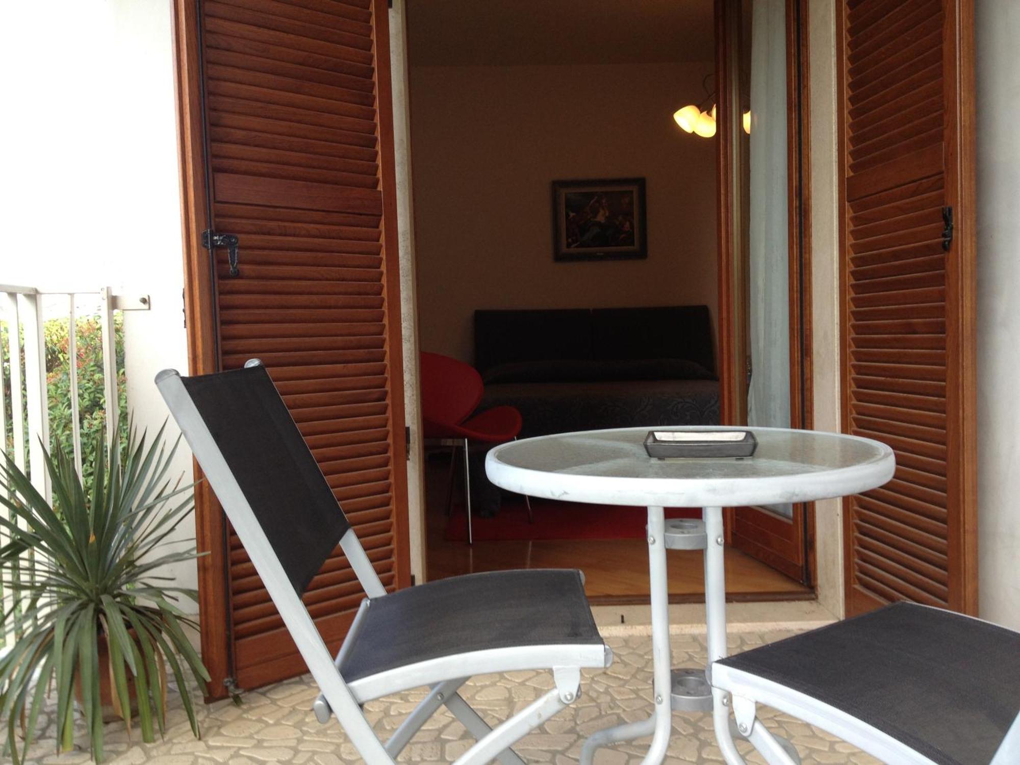 Villa Gioia Rooms Montegranaro Esterno foto