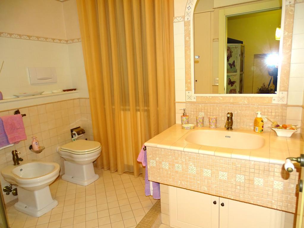 Villa Gioia Rooms Montegranaro Camera foto