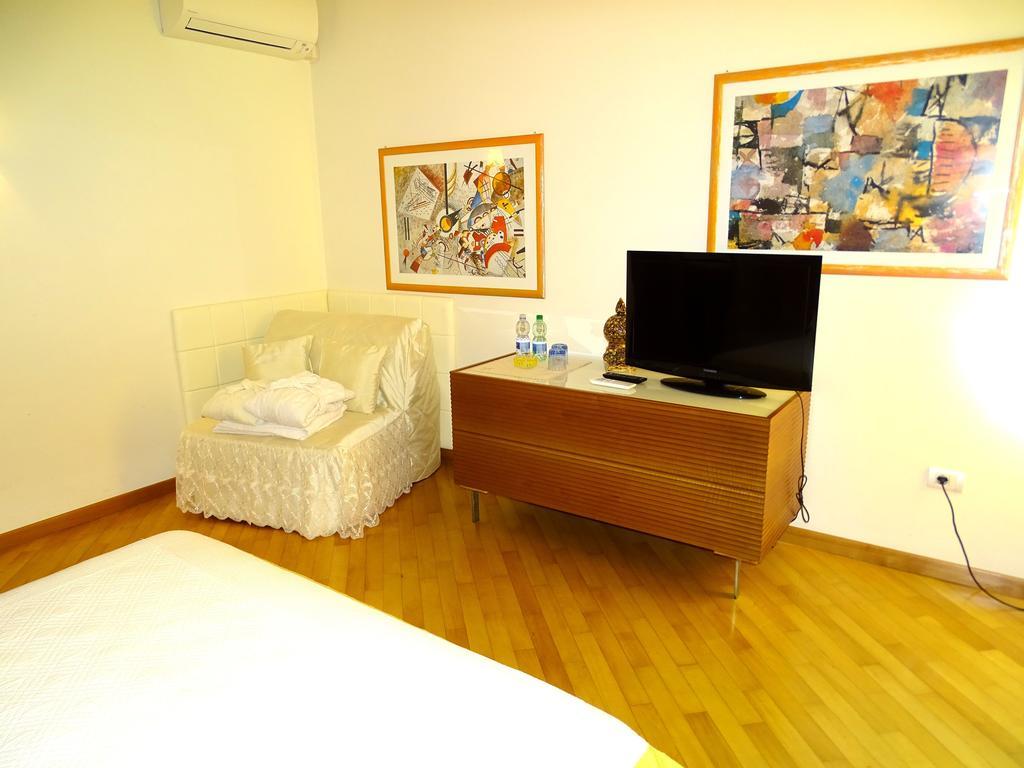 Villa Gioia Rooms Montegranaro Esterno foto