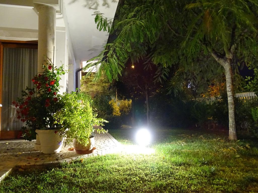 Villa Gioia Rooms Montegranaro Esterno foto