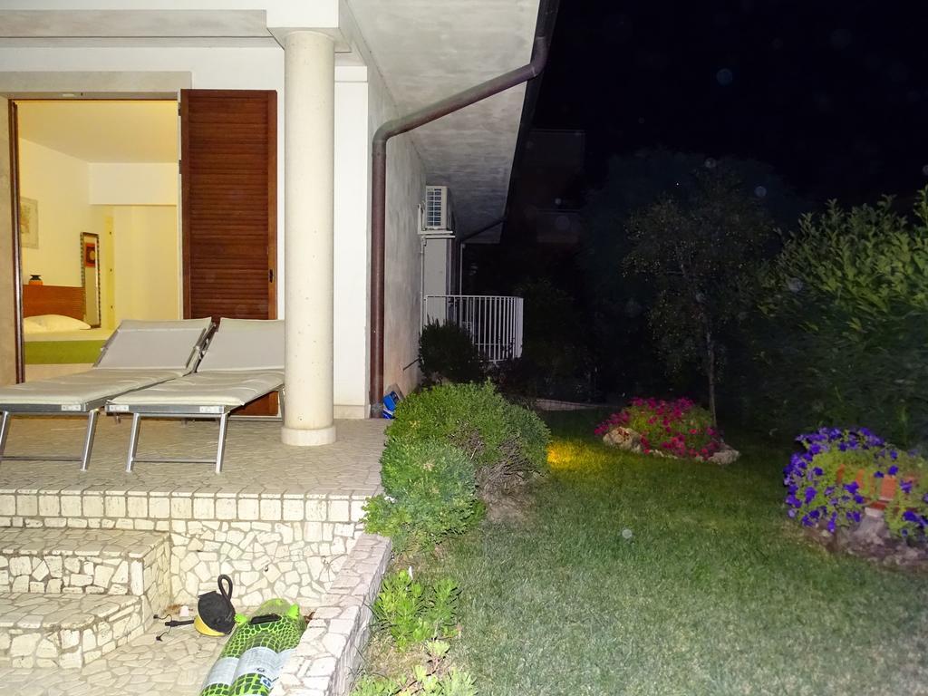 Villa Gioia Rooms Montegranaro Esterno foto
